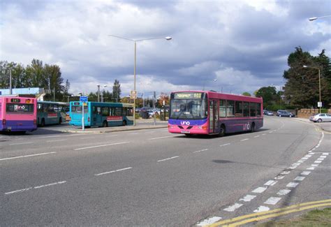 Buses At Hatfield Station © David Sands Cc By Sa20 Geograph