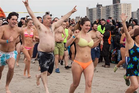 Coney Island Polar Bear Club New Years Polar Bear Plunge 2… Flickr