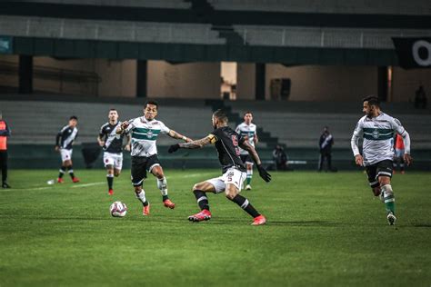 Robinho e Rafinha jogam 25 minutos juntos na Série B e Morínigo