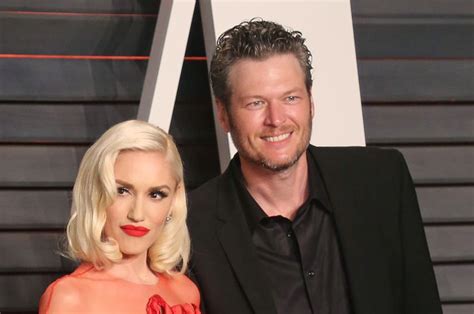 Blake Shelton Gwen Stefani Perform Duet At Billboard Music Awards