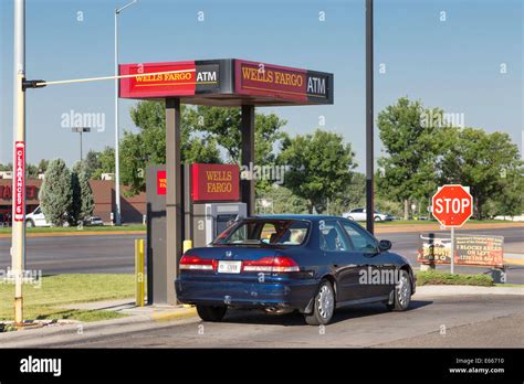 Wells Fargo Bank Drive Thru Atm Usa Stock Photo Alamy