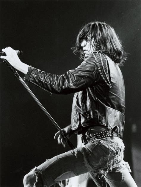 Joey Ramone Photo By Ebet Robertsredferns Joey Ramone Punk Rock Festival Rock Festivals