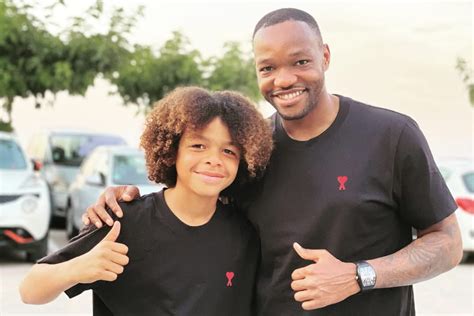 Steve Mandanda Et Son Fils