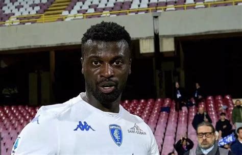 Empoli Mbaye Niang Victime Dun Accident De Voiture Dsports L