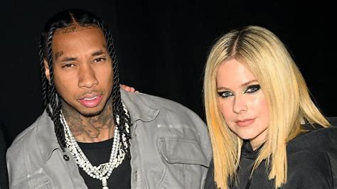 Kurz Nach Trennung Avril Lavigne Knutscht Rapper Tyga