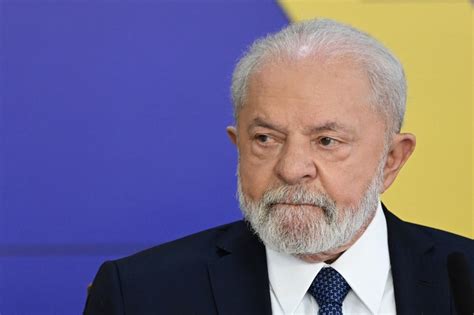 Lula Sanciona Lei Que Pro Be V Nculo Empregat Cio Entre Igrejas E