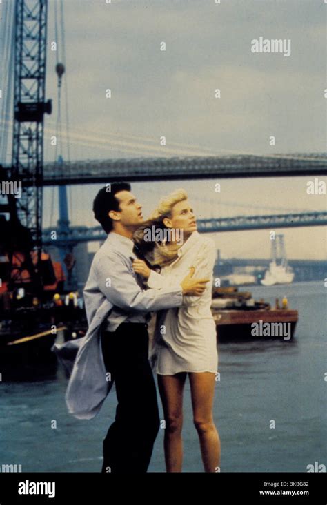 Splash 1984 Tom Hanks Daryl Hannah Spl 005 Fotografía De Stock Alamy