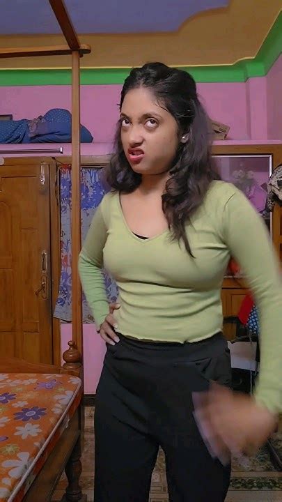 ছোটবেলায় বাড়িতে কেউ আসলে যা ভাবতাম😍 Shortvideo Trending