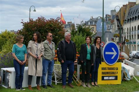 En Images Des D Chets Sur Un Rond Point Trouville On Veut Faire