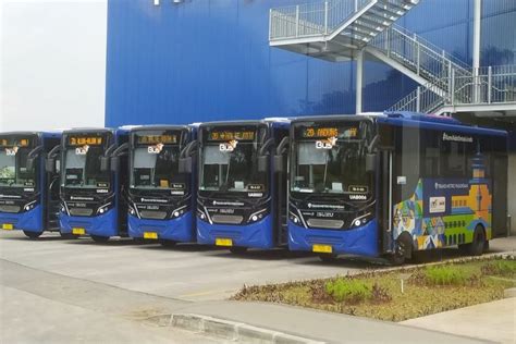 Liburan Di Bandung Sambil Naik Bus Ini Rute Dan Jam Operasional Trans