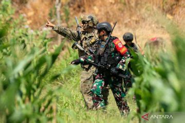 Aksi Prajurit Korps Marinir Tni Al Dan Korps Marinir As Pada Latihan