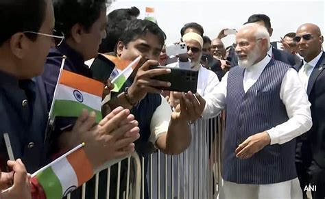 Pm Modis Address To Indian Diaspora To Be Beamed Live At Times Square