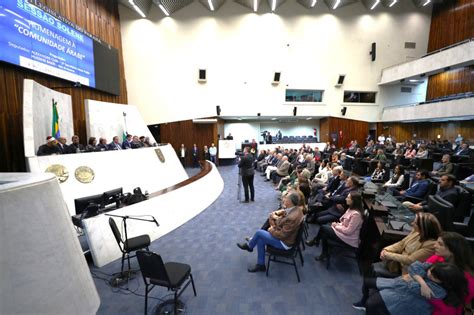 Solenidade realizada na Assembleia Legislativa celebra a história e