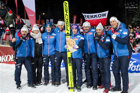 Sk Ady Kadr Austrii W Skokach Narciarskich Na Sezon Stylowo