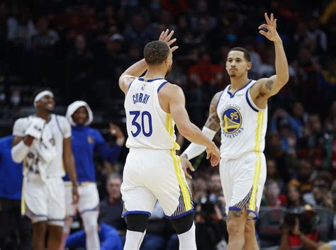 Lakers Video Warriors Stephen Curry Bids Farewell To Juan Toscano