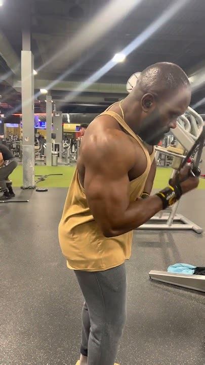 Single Arm Tricep Extension Variation Youtube