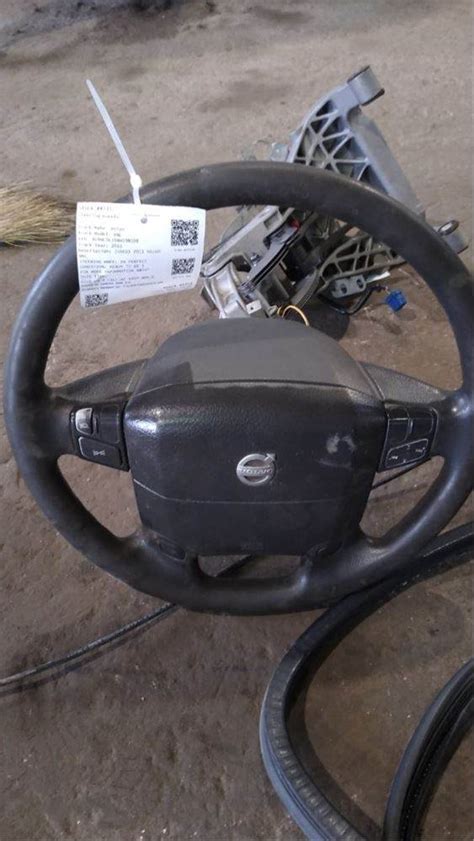 2011 Volvo VNL Steering Wheel For Sale | Montréal, QC, Canada | 4715 ...