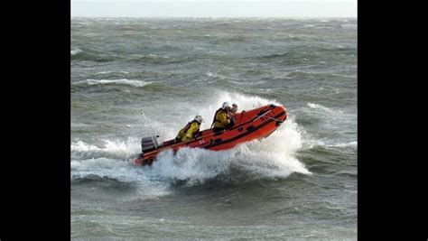 Exmouth Rnli Rescue Kitesurfer In Distress Rnli