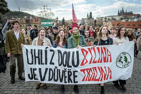 Studenti z hnutí Fridays for Future uspořádali další stávku za klima