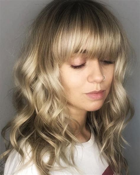 13 Heartwarming Blonde Curly Hair With Bangs