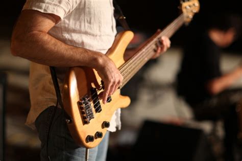 10 Things Every Bass Player Should Know - Musician Wave