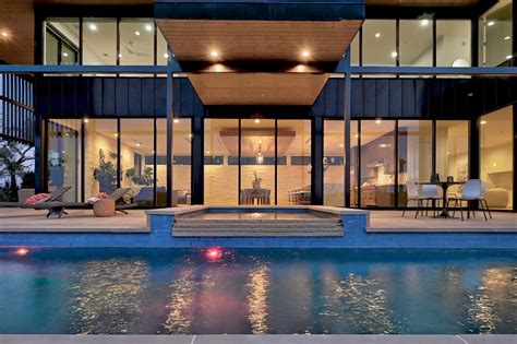 PLACE Partner Jeannette Spinelli Presents Luxurious Oasis in Austin