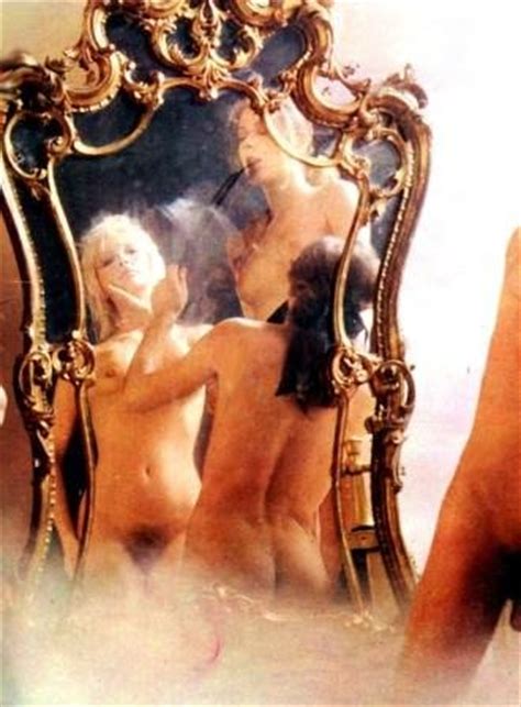 Patty Pravo nude pics página 1