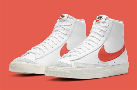 Available Now // Nike Blazer Mid 77 "Mantra Orange" | HOUSE OF HEAT