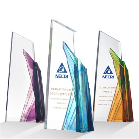 Custom Crystal Trophytravel