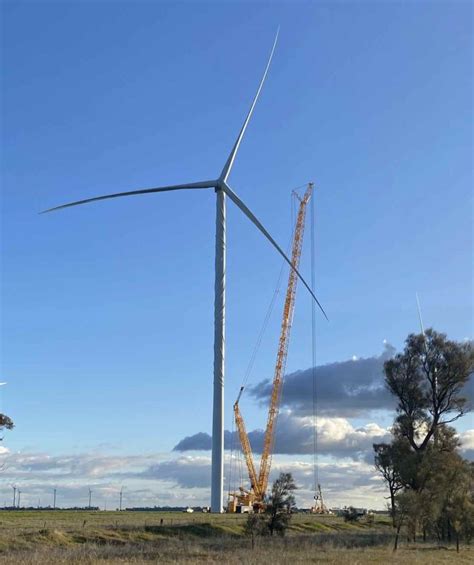 Final Turbine Installed At One Of Australia S Largest And Lowest Cost