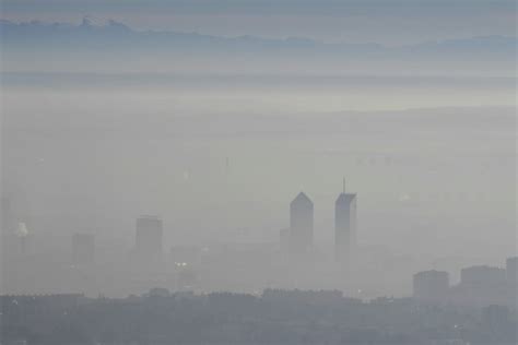 Pollution circulation alternée en région parisienne et à Lyon malgré