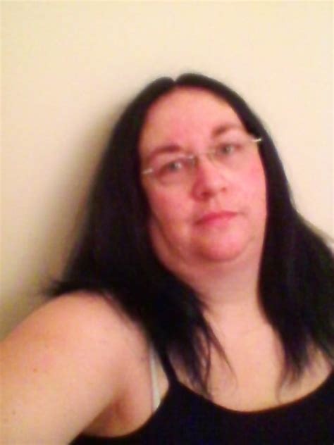Moonstone64 49 From Burnley Is A Local Granny Looking For Casual Sex