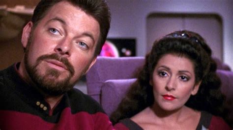 Star Trek: The Next Generation Almost Cut Riker & Troi Romance