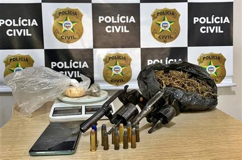 Jovem de 24 anos é preso drogas arma e munição em casa no Pilar