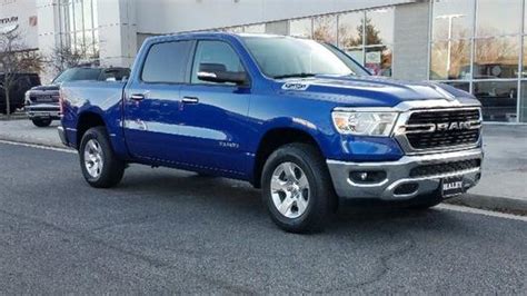 2019 Blue Streak Pearl Coat Exterior Paint Ram 1500 Trucks