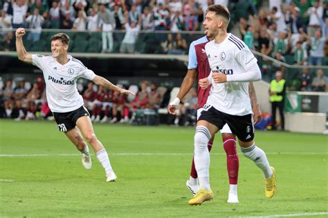 Liga Konferencji Europy Legia Warszawa ze sporym szczęściem w