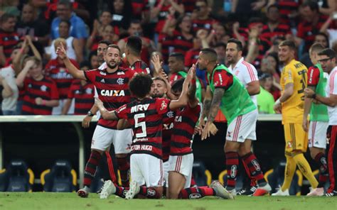 Flamengo tem segunda maior sequência de invencibilidade do Brasileirão