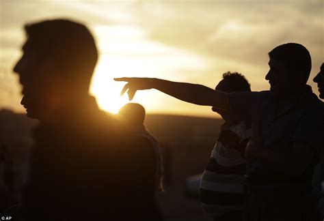 Est Some Photos Kobane Syrian Border Town