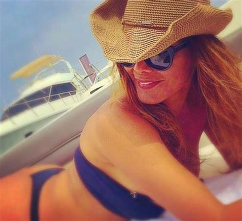 Ivonne Reyes Vuelve A Sonreír Durante Sus Vacaciones En Italia