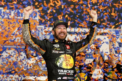 Nascar Truex Jr Wins Busch Light Clash In La