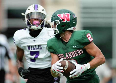 Willis Wildkats take down The Woodlands for share of district title