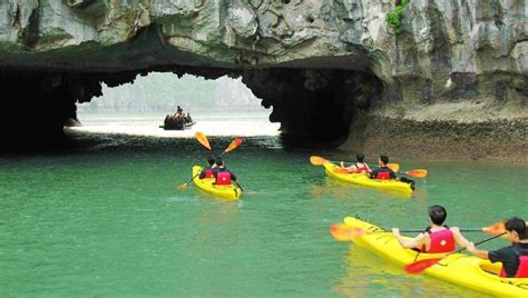 Hanoi To Ha Long Bay Deluxe Day Cruise Sung Sot Cave Titop Island