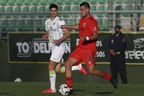 Gabriel Rescinde Contrato O Benfica