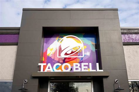 Taco Bells Spiciest Menu Item From The 90s Is Making A Comeback