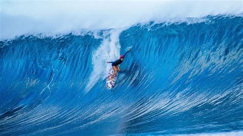 A Brief History Of Womens Surfing At Pipeline Sea Maven Magazine