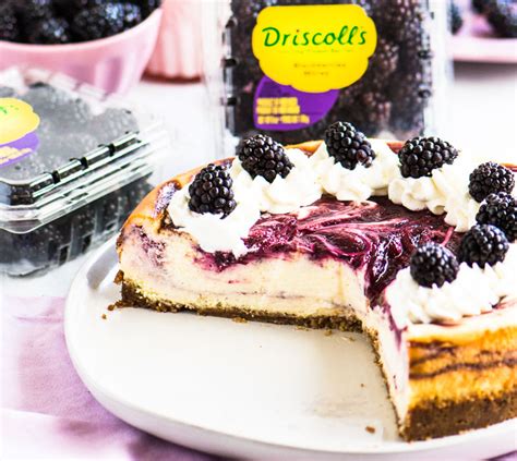 Blackberry Cheesecake - The Itsy-Bitsy Kitchen