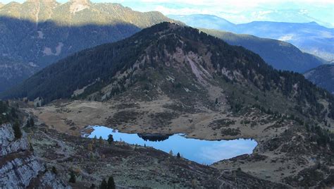 Dal Passo Manghen Al Lago Delle Stellune