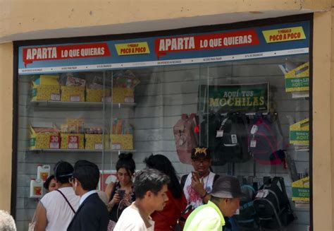 Padres De Familia Abarrotan Las Papeler As De La Ciudad