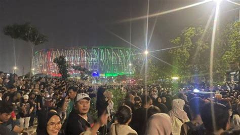 Hal Menarik Di Konser Dewa Ahmad Dhani Enggan Sapa Prabowo Hingga