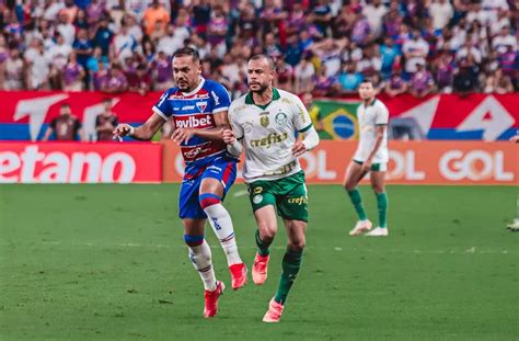 Abel Ferreira erra e Palmeiras é atropelado pelo Fortaleza no